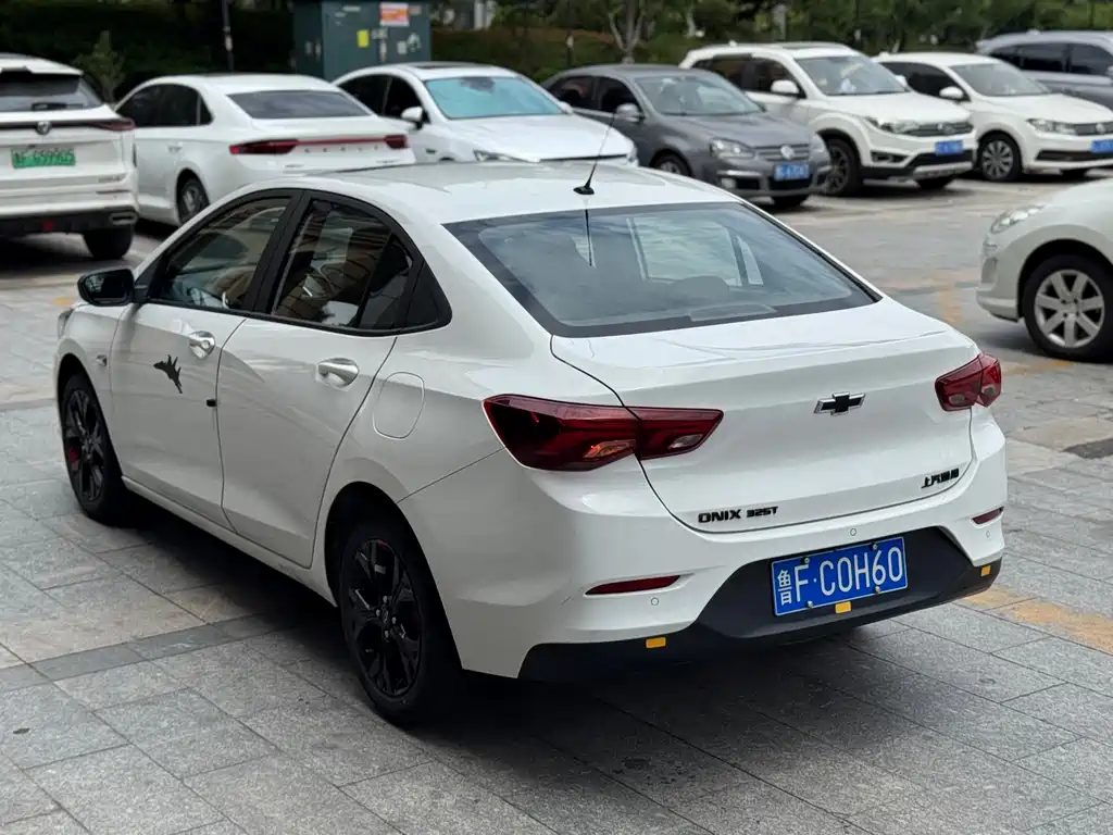 Chevrolet Cavalier 2020 Redline 325T AT