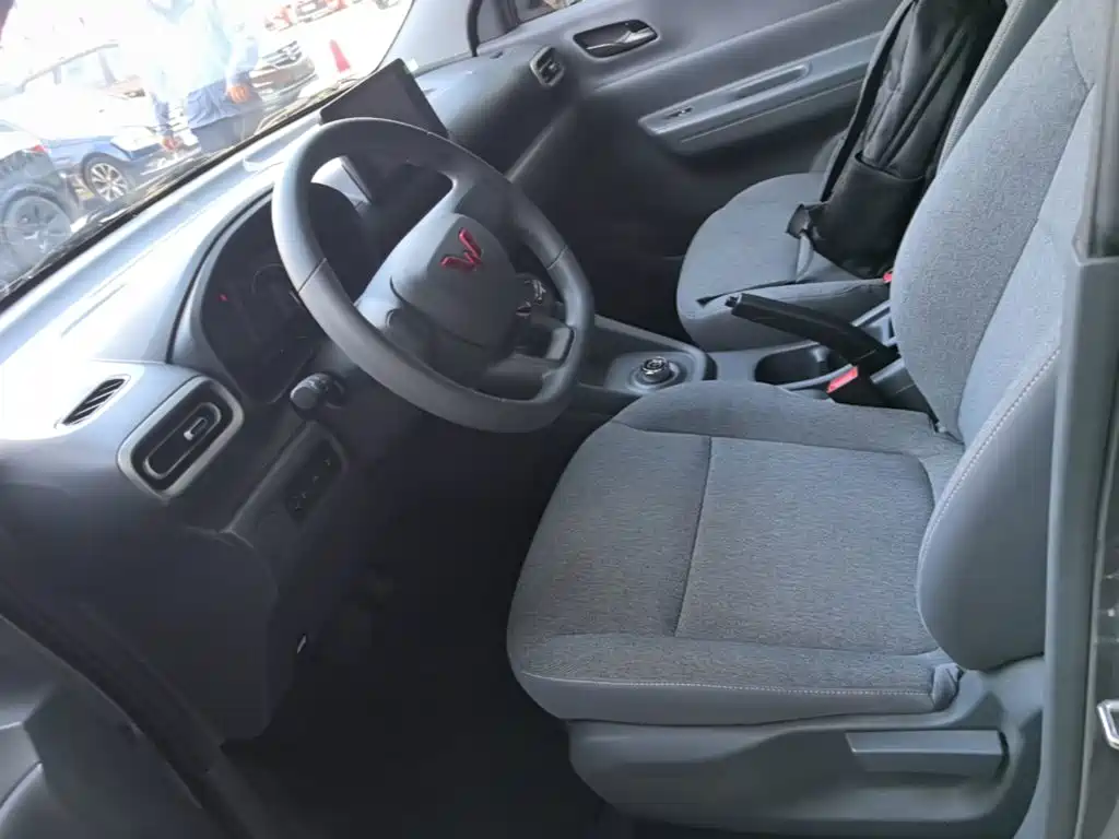 Wuling Hongguang EV — миниатюра 15