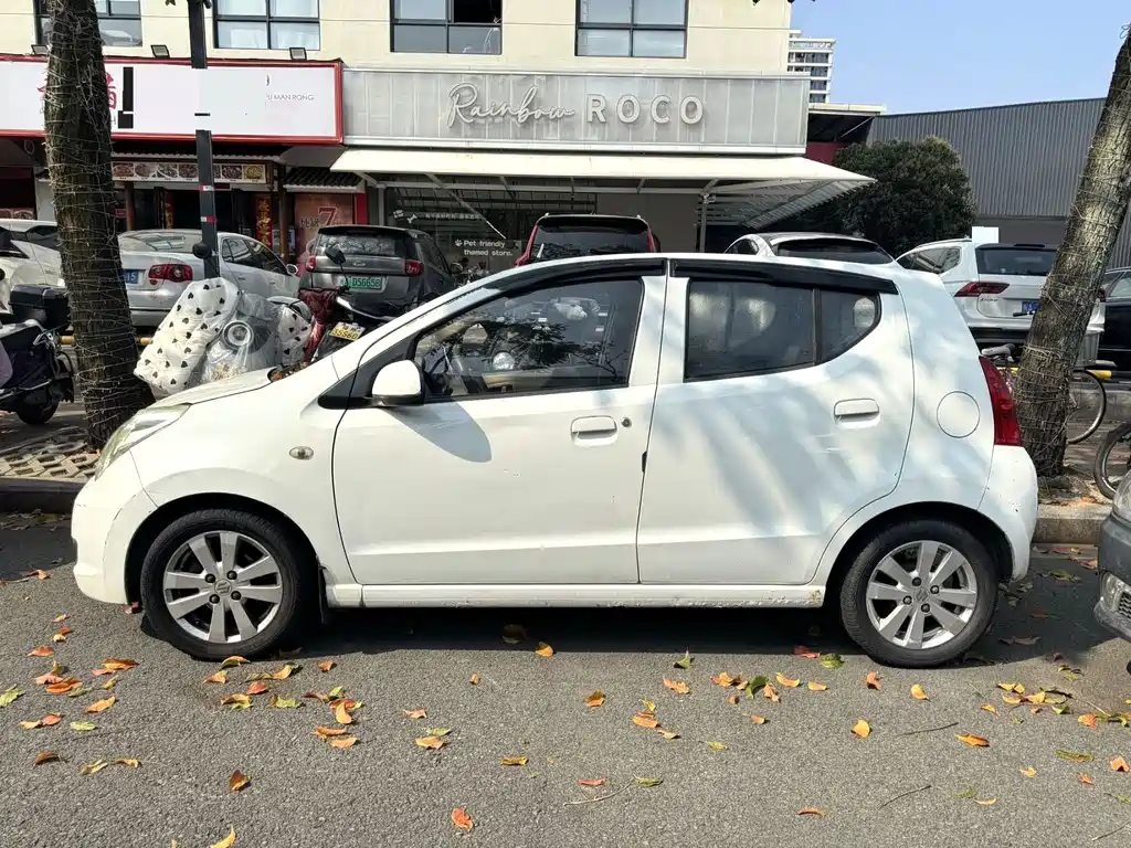 Suzuki Alto 2012 1.0L MT