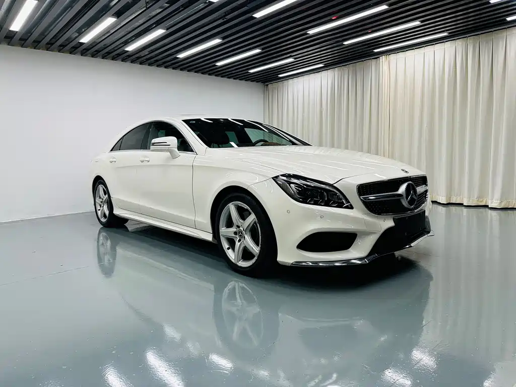 MERCEDES-BENZ CLS