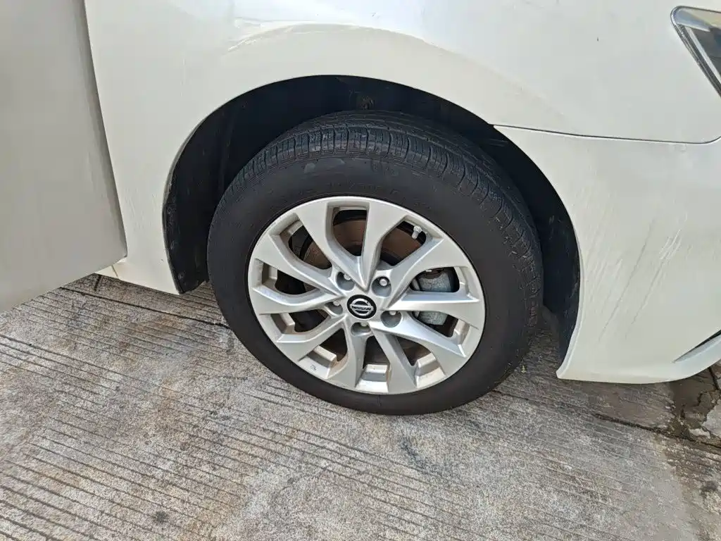 Nissan Sylphy — миниатюра 8