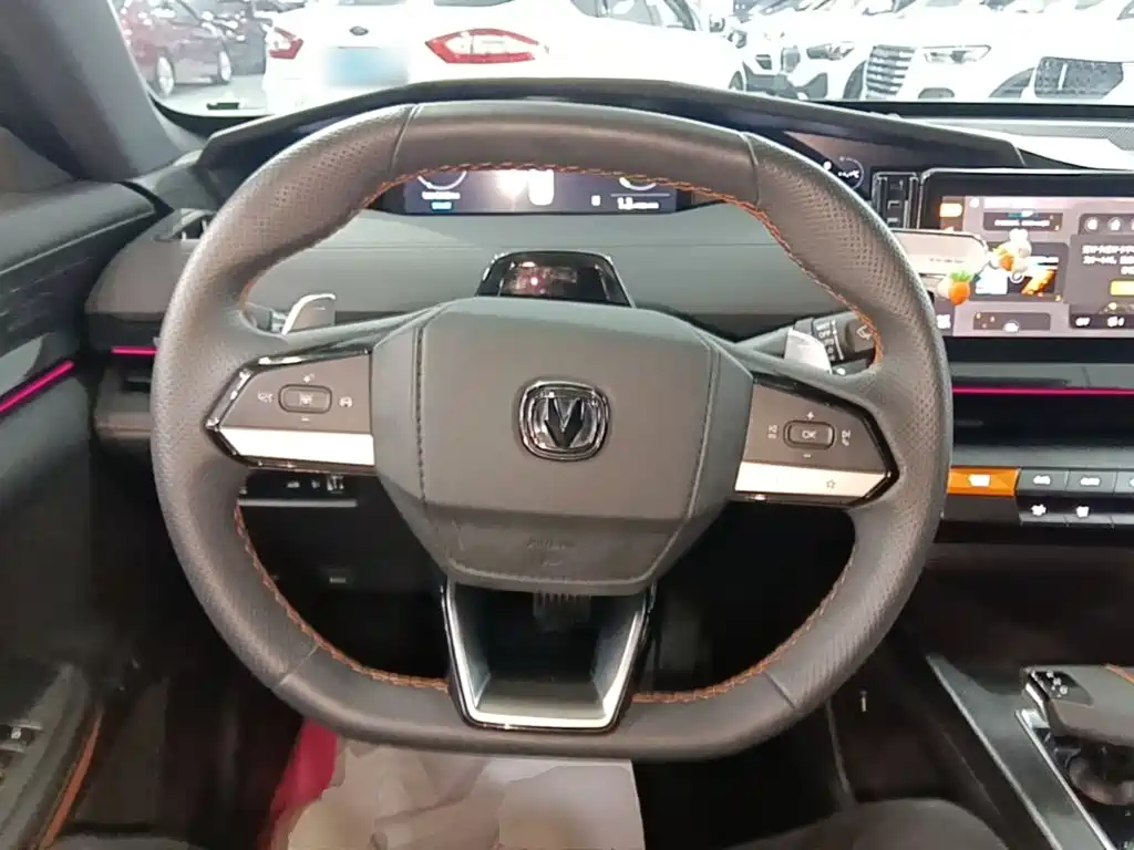Changan UNI-V — миниатюра 11