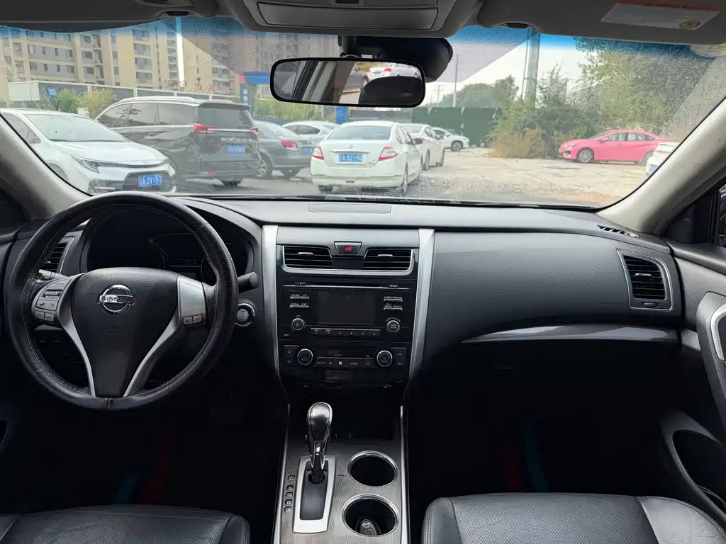 Nissan Teana — миниатюра 9