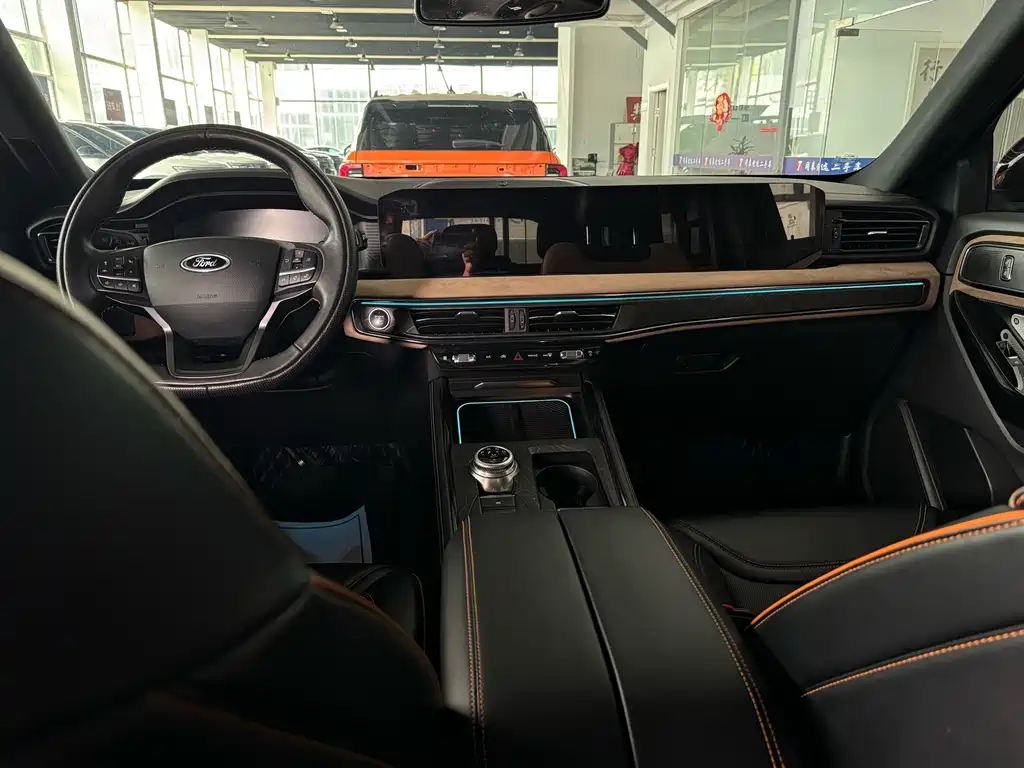 Ford Explorer — миниатюра 13