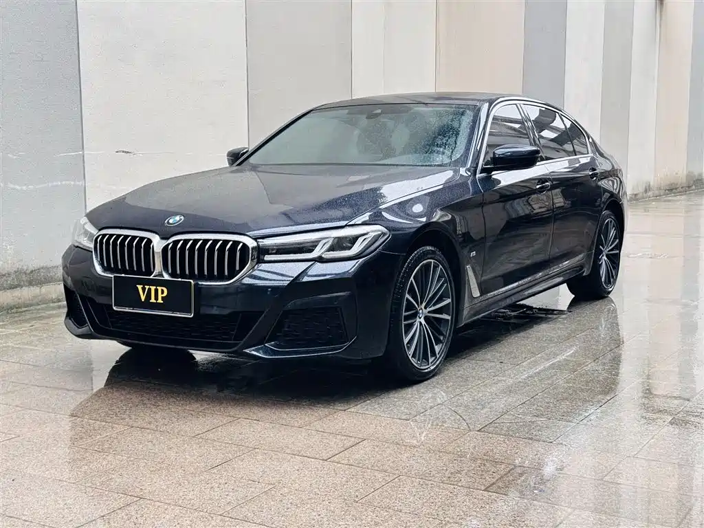BMW 5 Series 2023