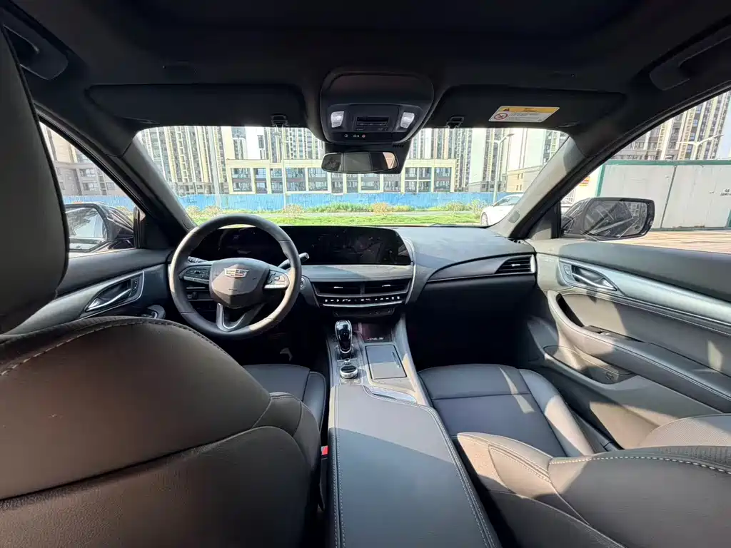 Cadillac CT5 2025 28T Sport