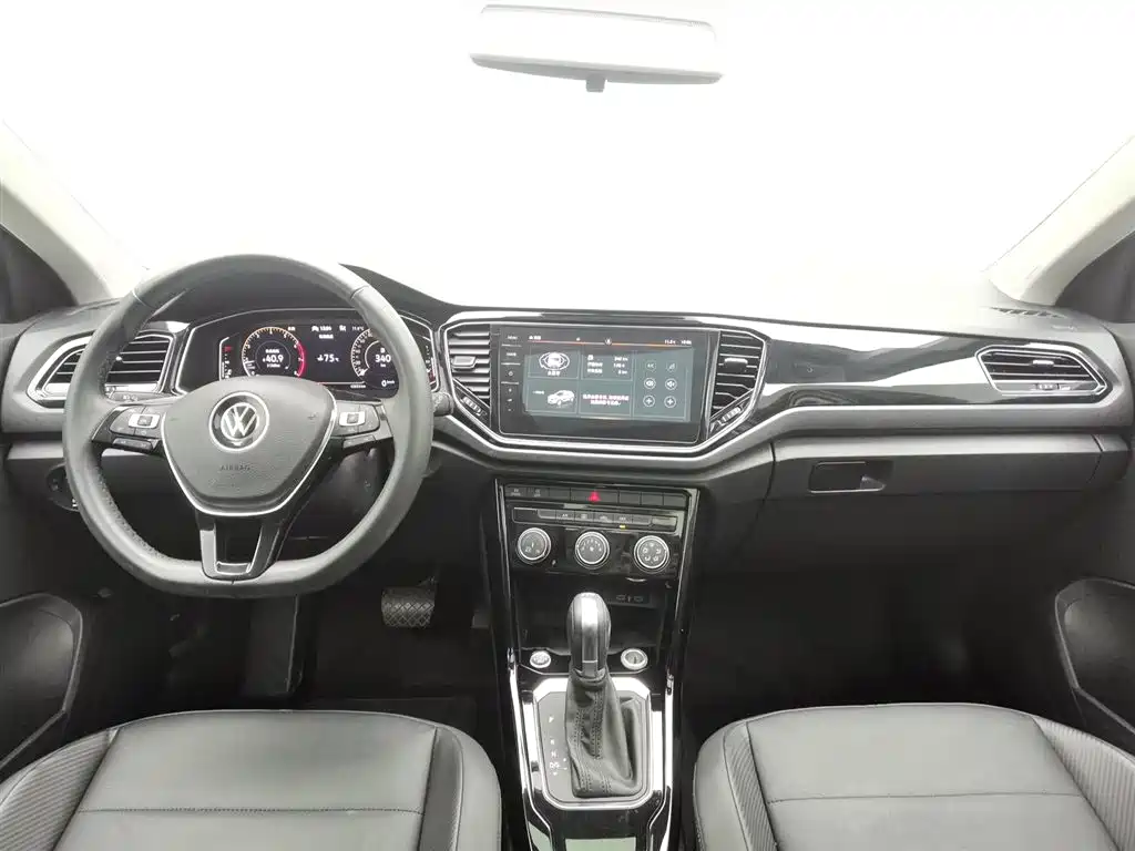 VOLKSWAGEN T ROC EXPLORING SONGS