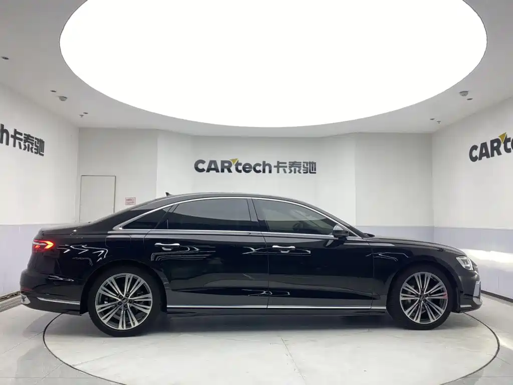Audi A8 — миниатюра 4