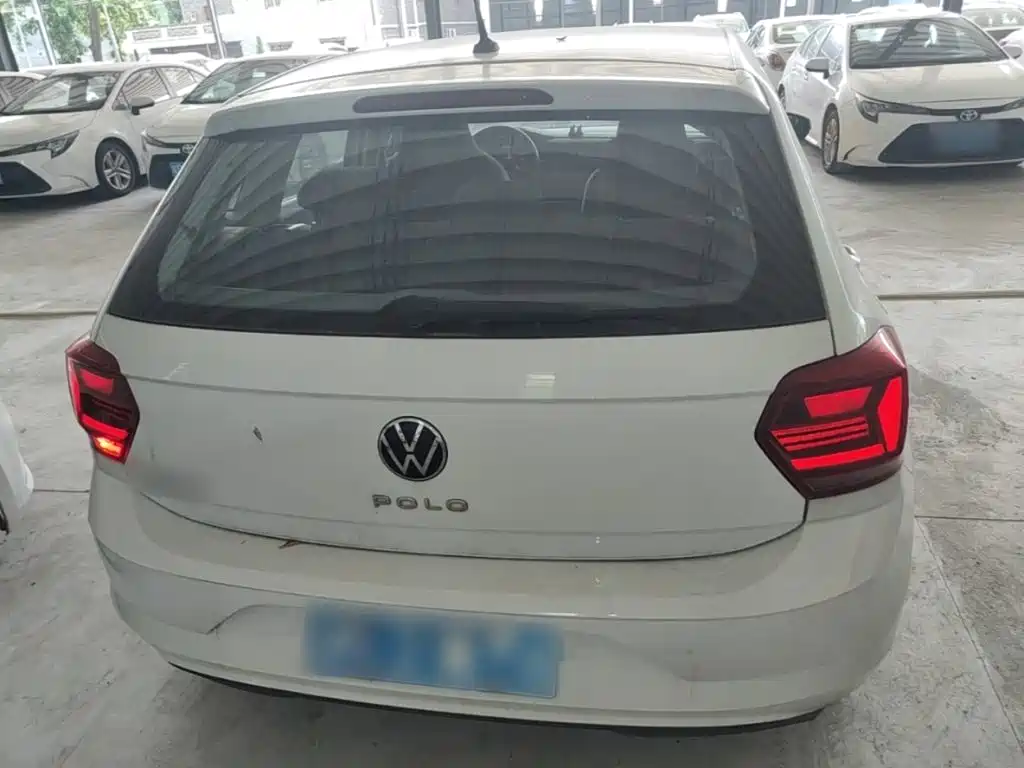 Volkswagen Polo — миниатюра 6
