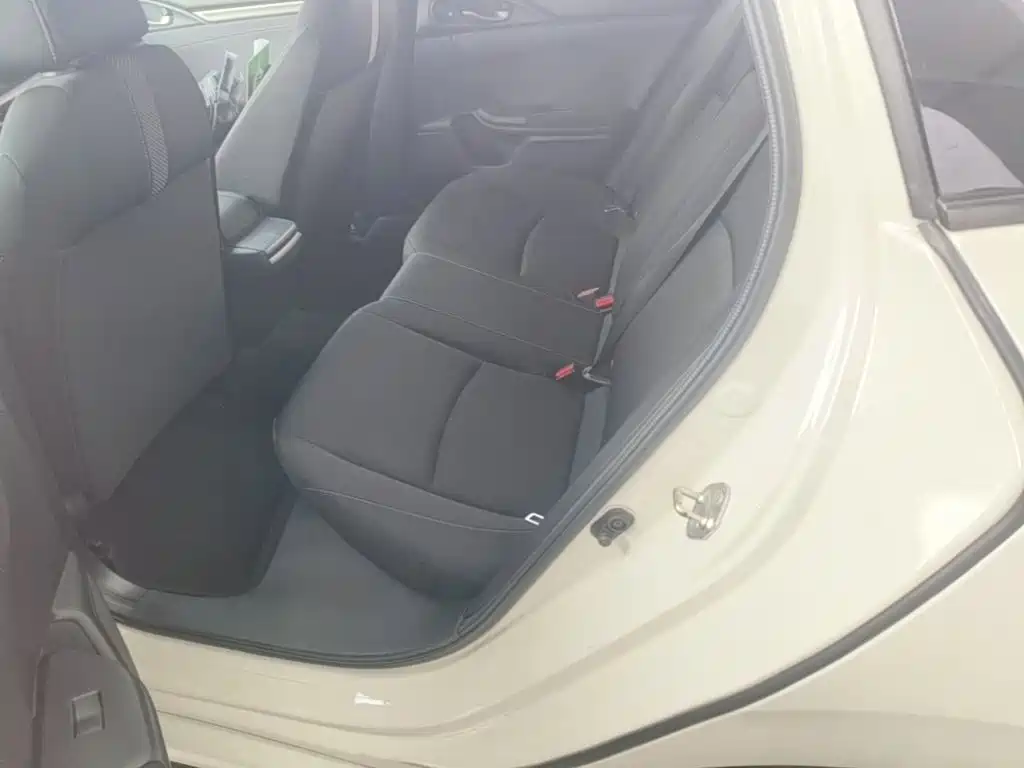 Honda Civic — миниатюра 17