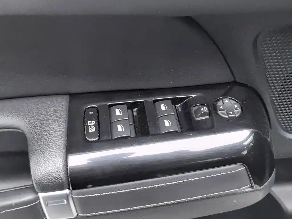 Citroen C6 — миниатюра 9
