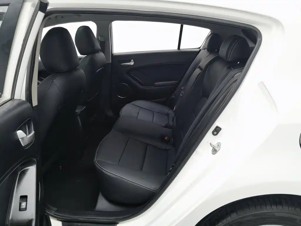 Kia K3S — миниатюра 15