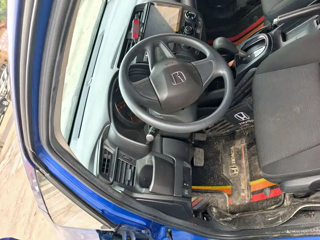 Honda Fit — миниатюра 26