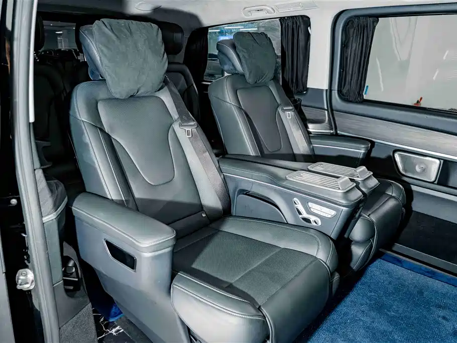 Mercedes-Benz V-Class — миниатюра 22