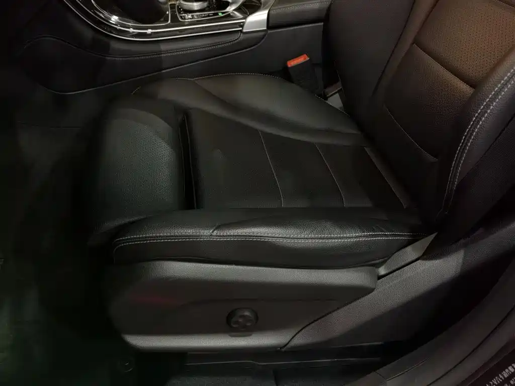 Mercedes-Benz GLC — миниатюра 20