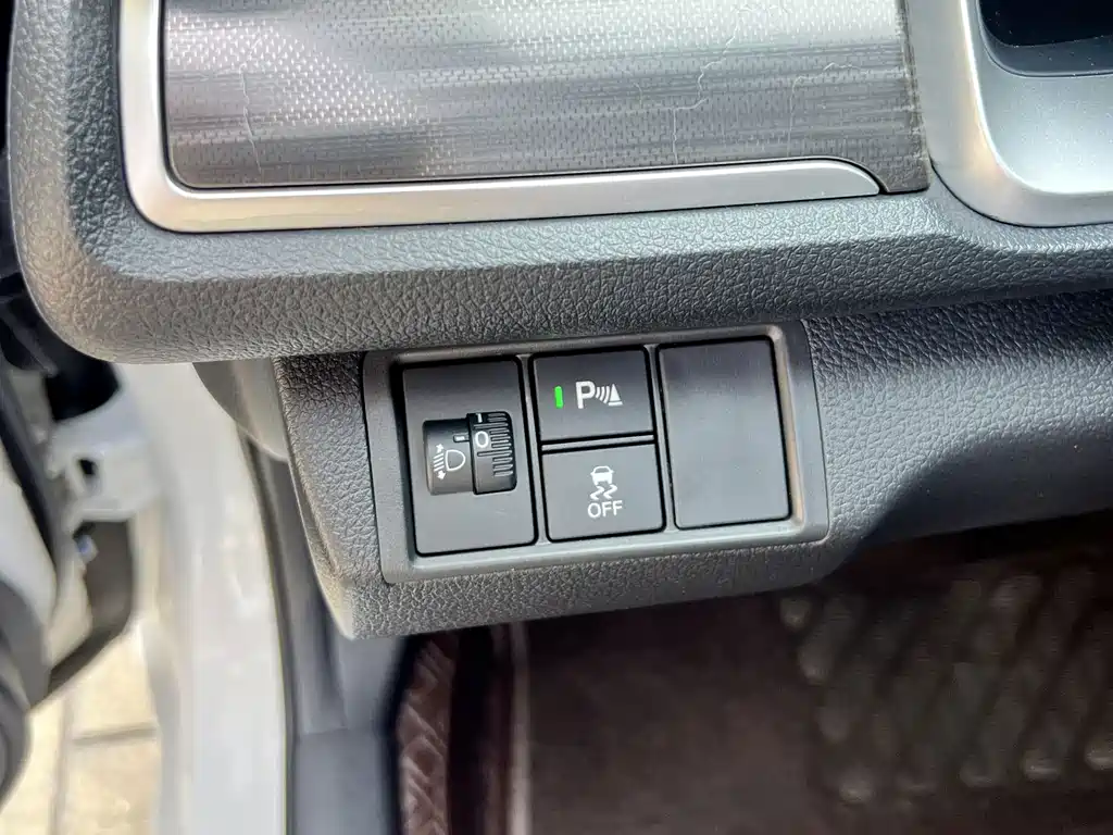 Honda Civic — миниатюра 10