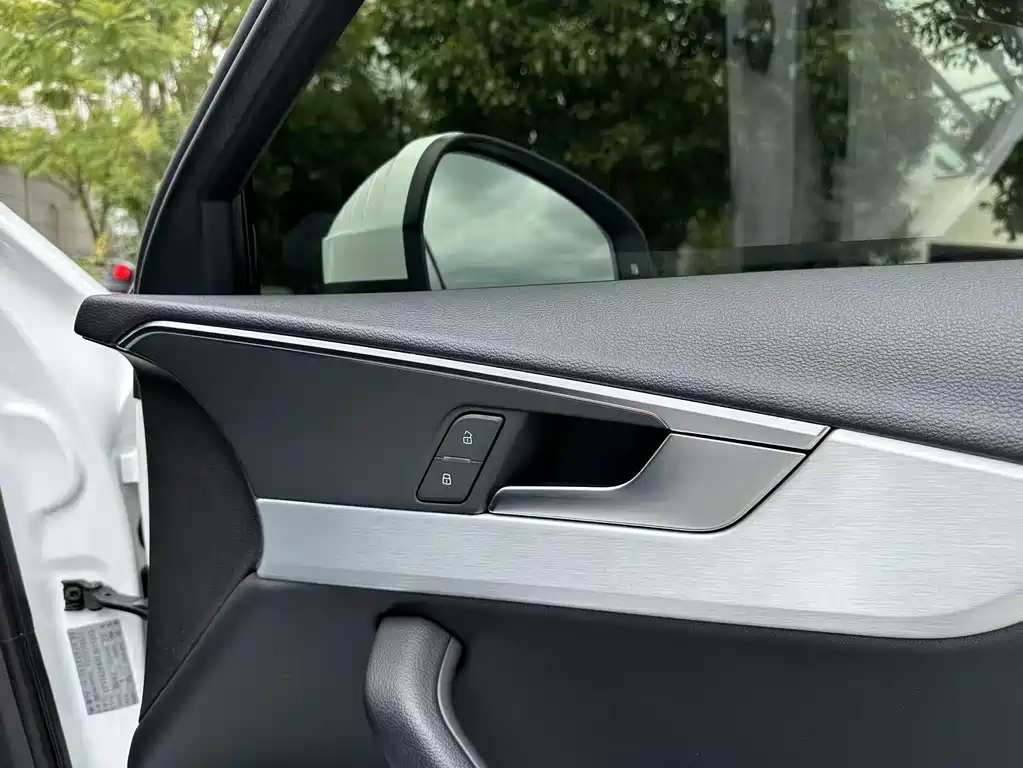 Audi A4L — миниатюра 29