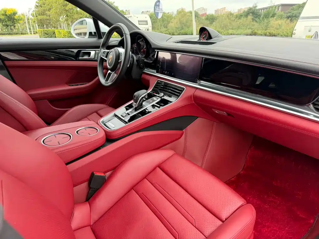 Porsche Panamera — миниатюра 18