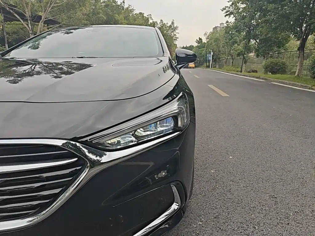 Buick LaCrosse — миниатюра 24