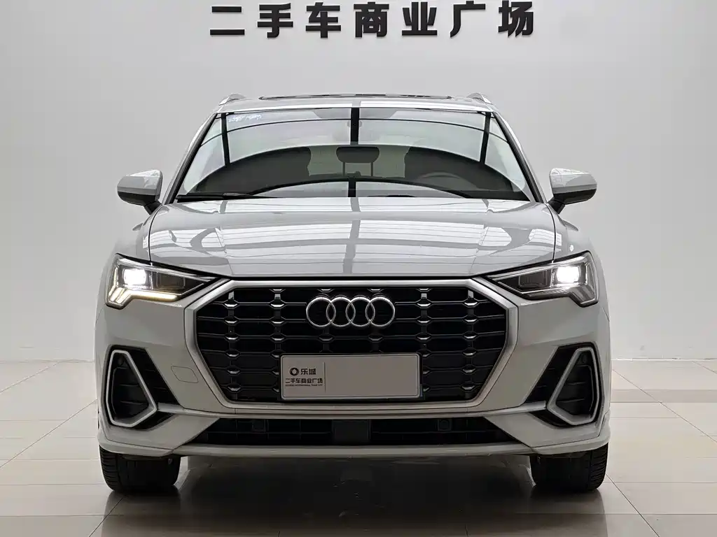 Audi Q3 — миниатюра 2