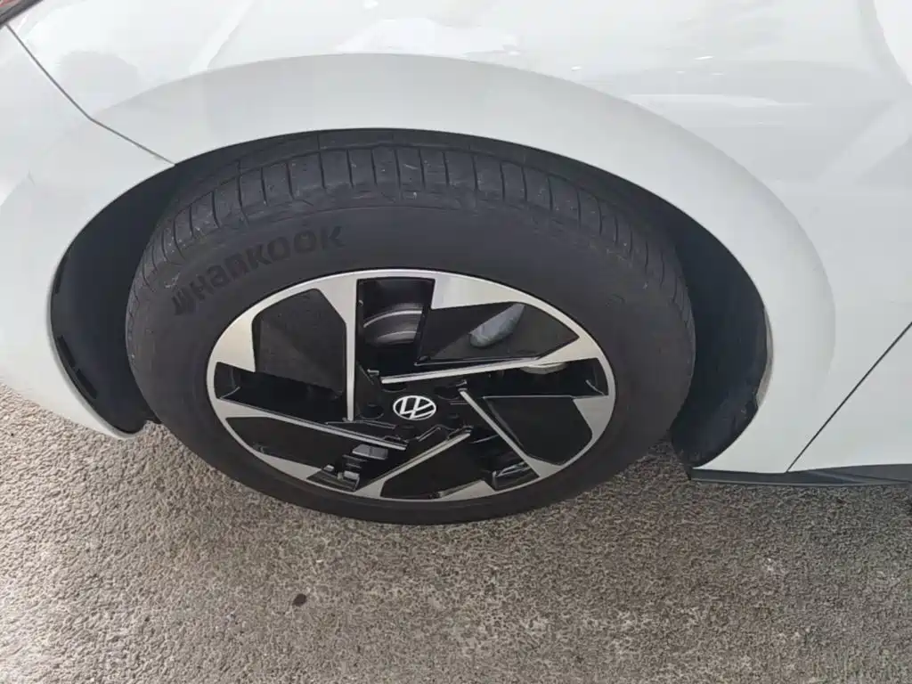 Volkswagen ID.3 — миниатюра 23
