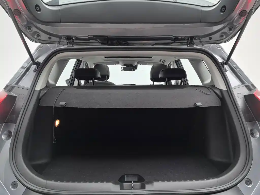 Chevrolet Trax — миниатюра 16