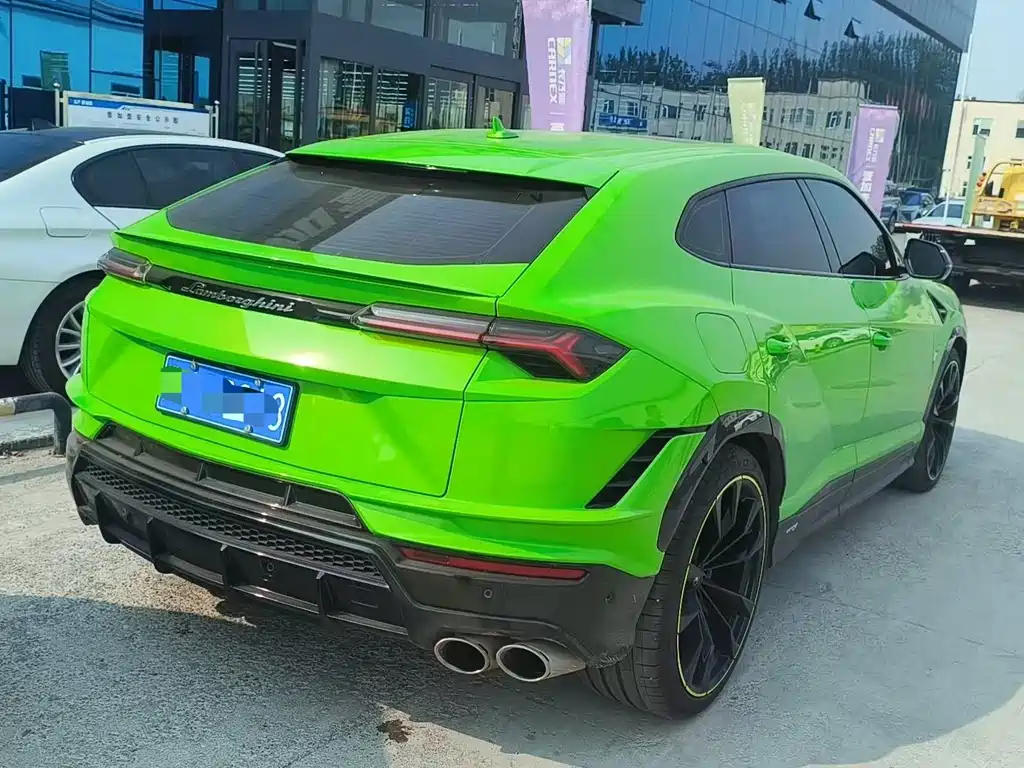 Lamborghini Urus — миниатюра 4