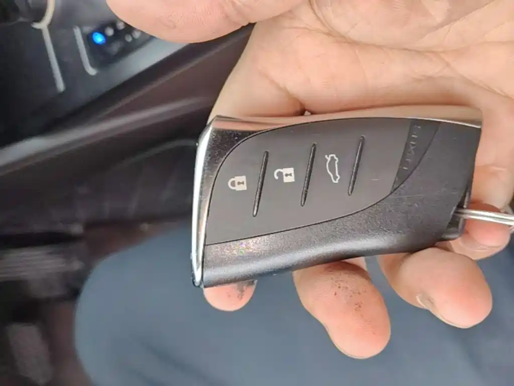 Lexus ES — миниатюра 9