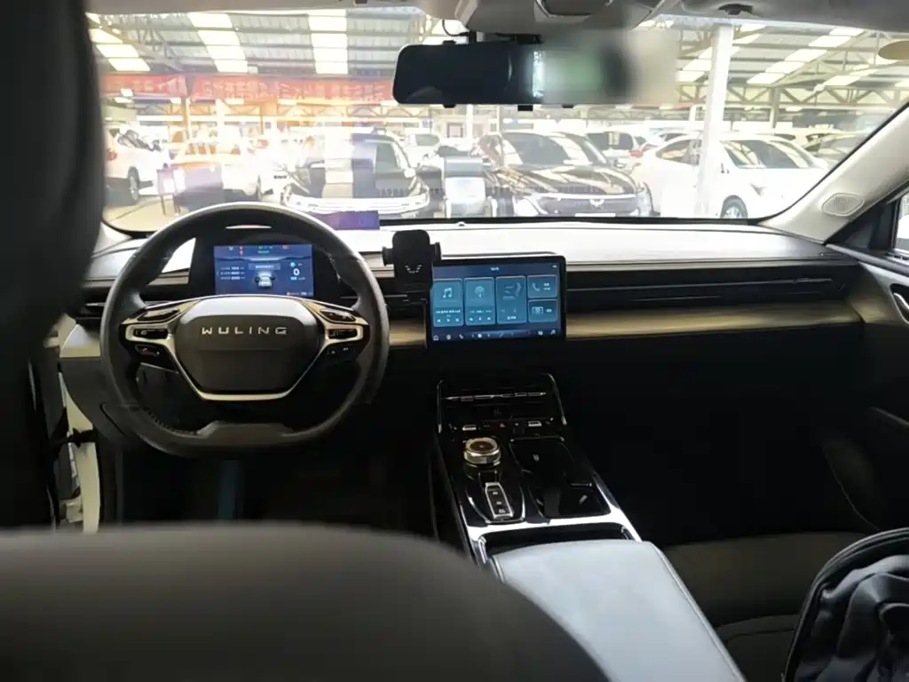 Wuling Xingguang — миниатюра 10