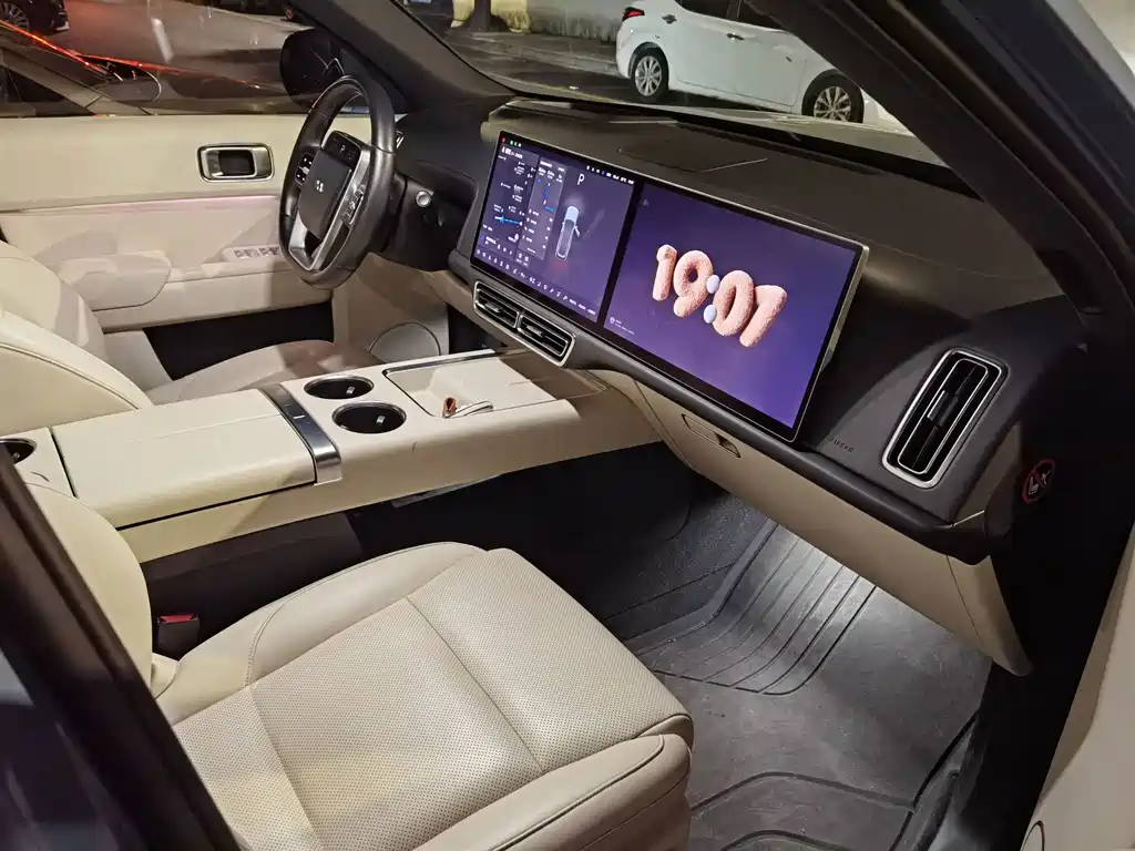 Li Auto Li L8 — миниатюра 6