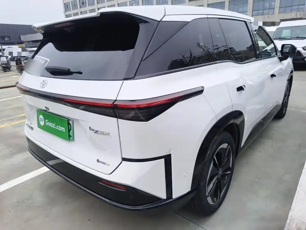 Toyota bZ3X — миниатюра 7