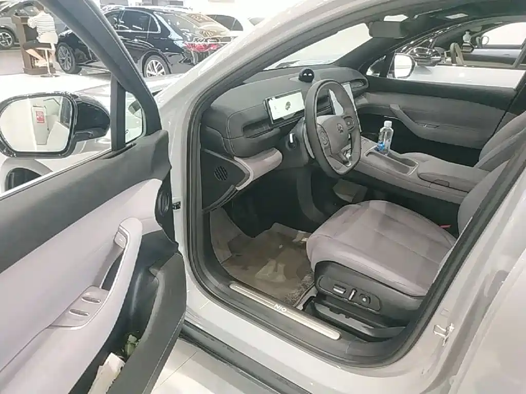 NIO EC6 — миниатюра 16