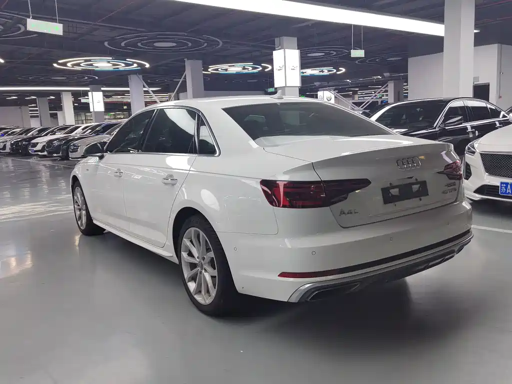 Audi A4L — миниатюра 14