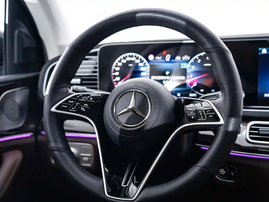 Mercedes-Benz GLE (Import) — миниатюра 15