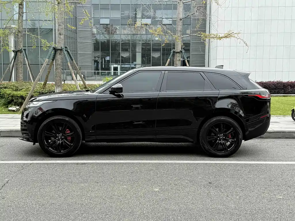 Land Rover Velar — миниатюра 4