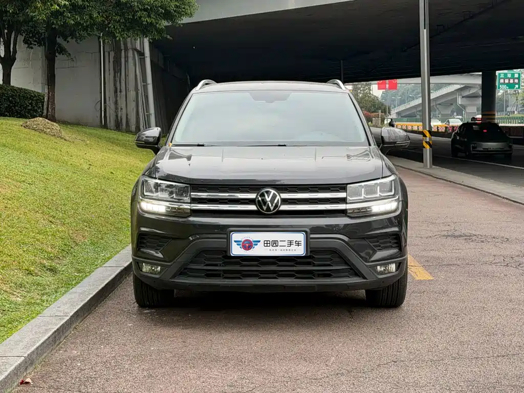 Volkswagen Tharu — миниатюра 2