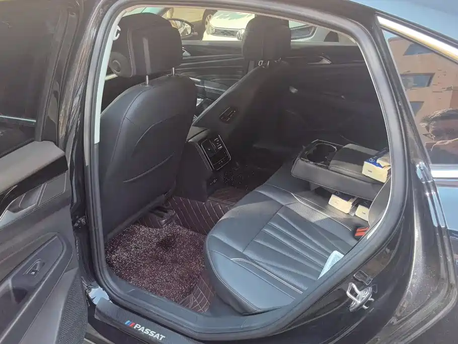 Volkswagen Passat — миниатюра 11