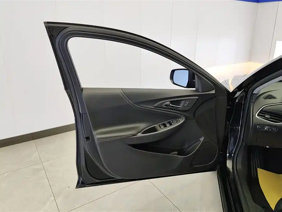 CHEVROLET MAI RUIBAO XL