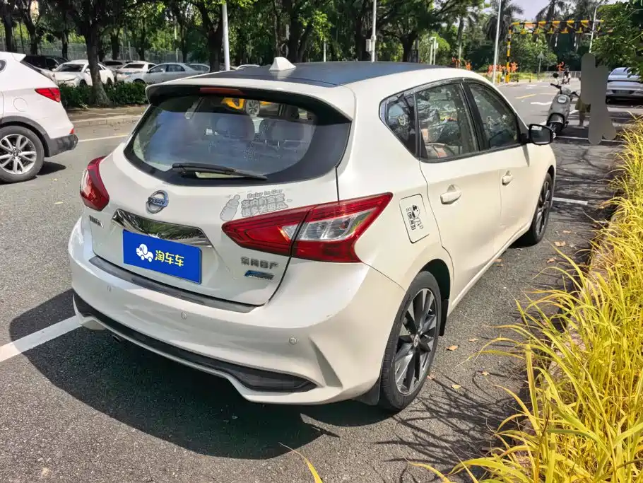 Nissan Tiida — миниатюра 3