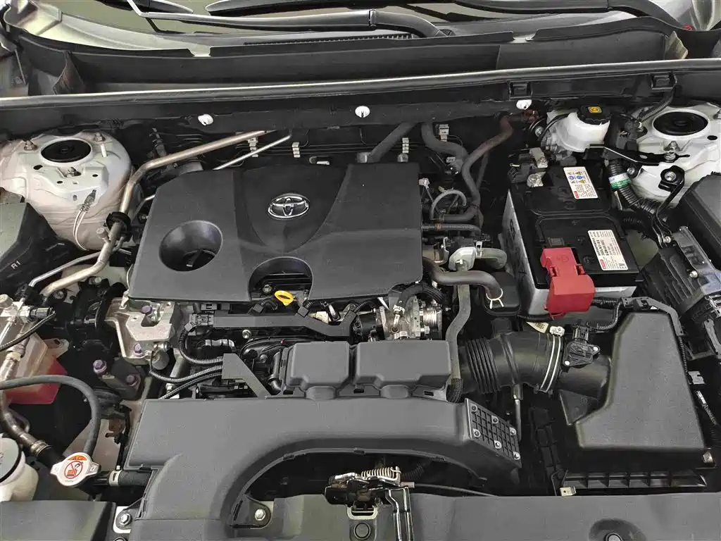 Toyota RAV4 — миниатюра 12