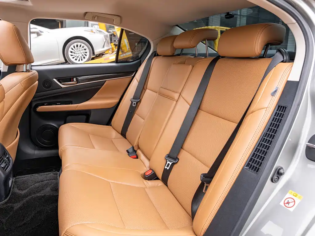 Lexus GS — миниатюра 12