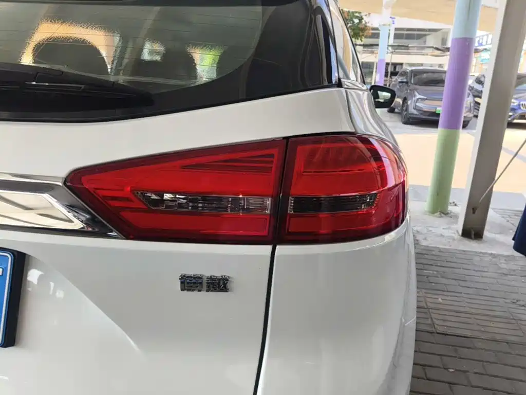 Geely Boyue — миниатюра 8