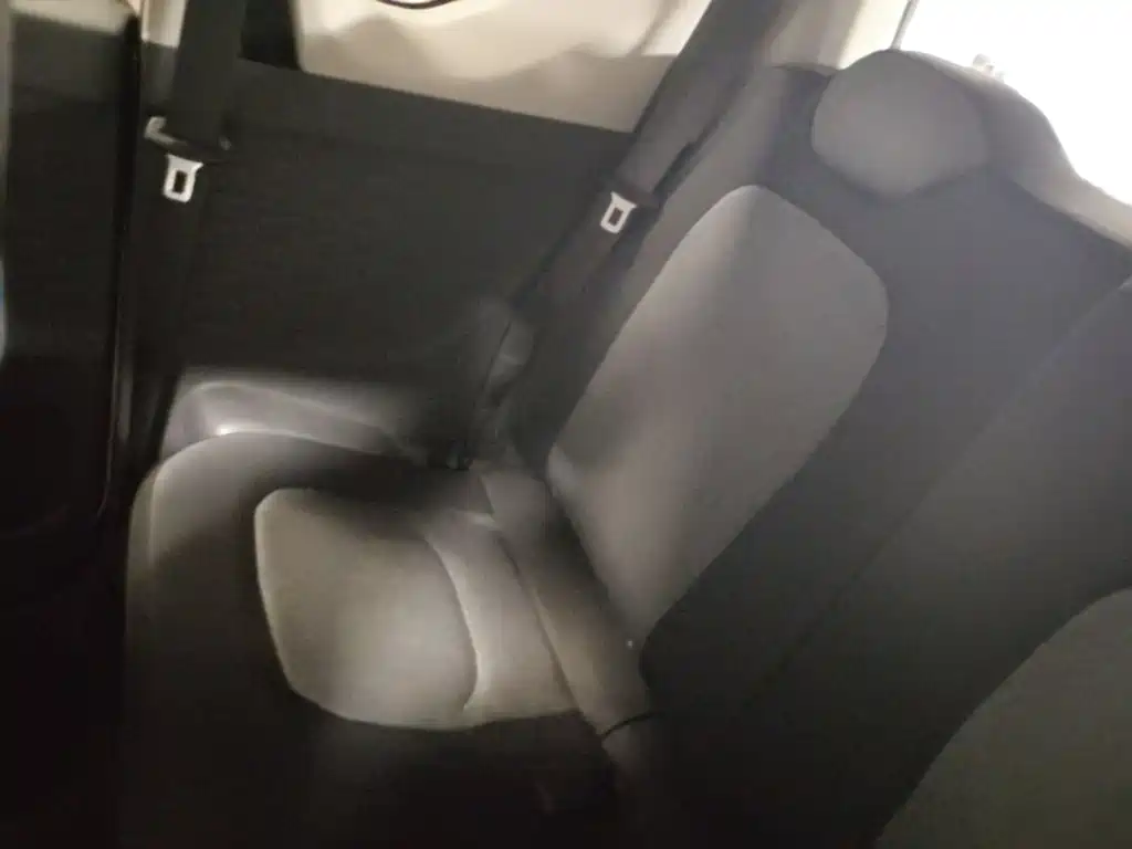 Wuling MINIEV — миниатюра 13