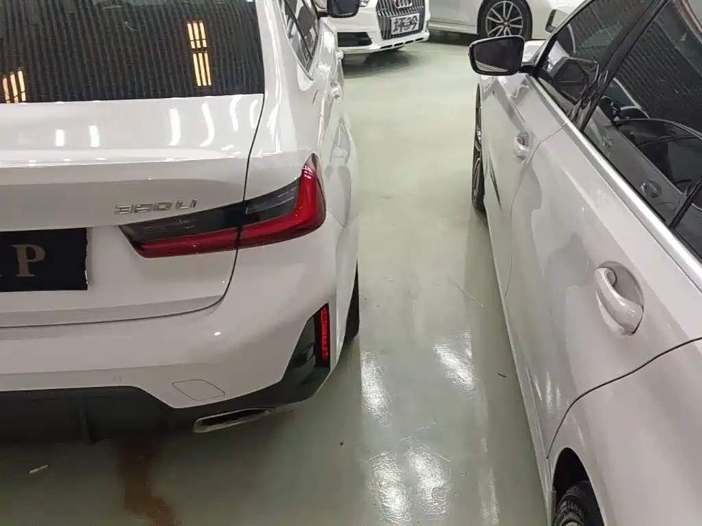 BMW 3 Series — миниатюра 8