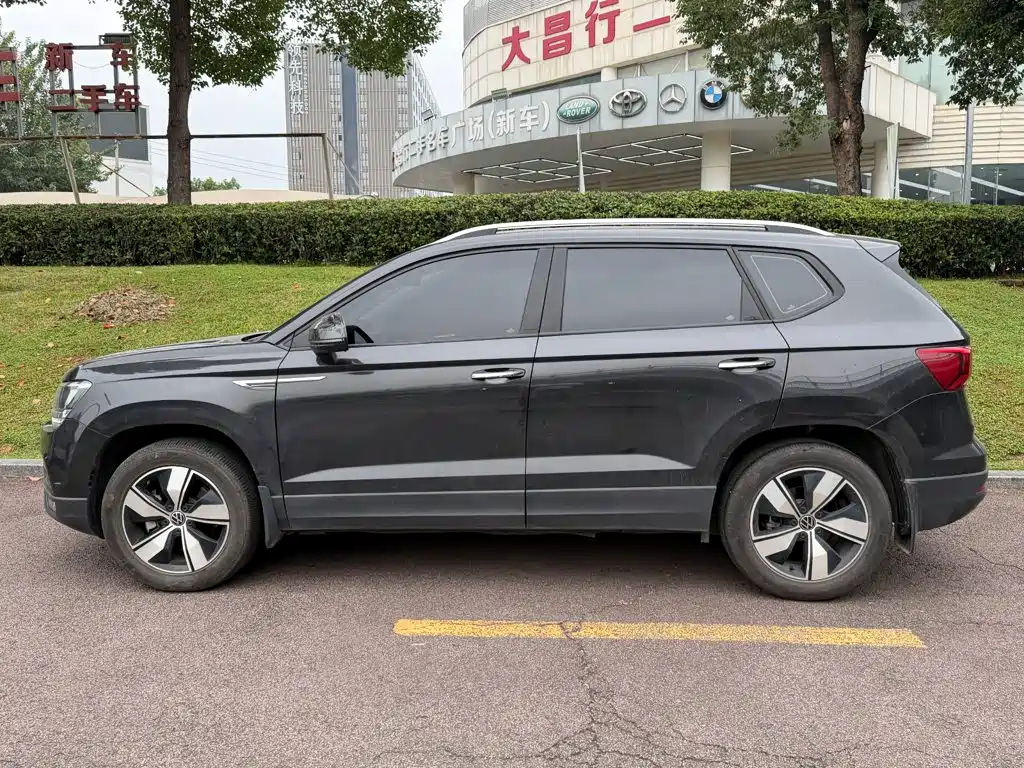 Volkswagen Tharu — миниатюра 3