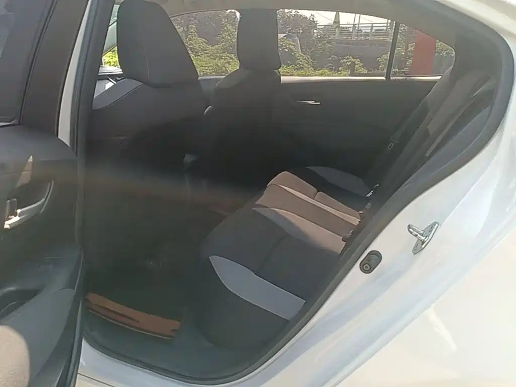 Toyota Corolla — миниатюра 17