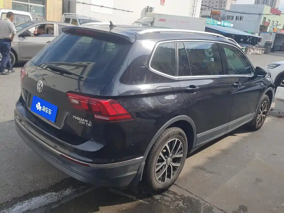 Volkswagen Tiguan L — миниатюра 3