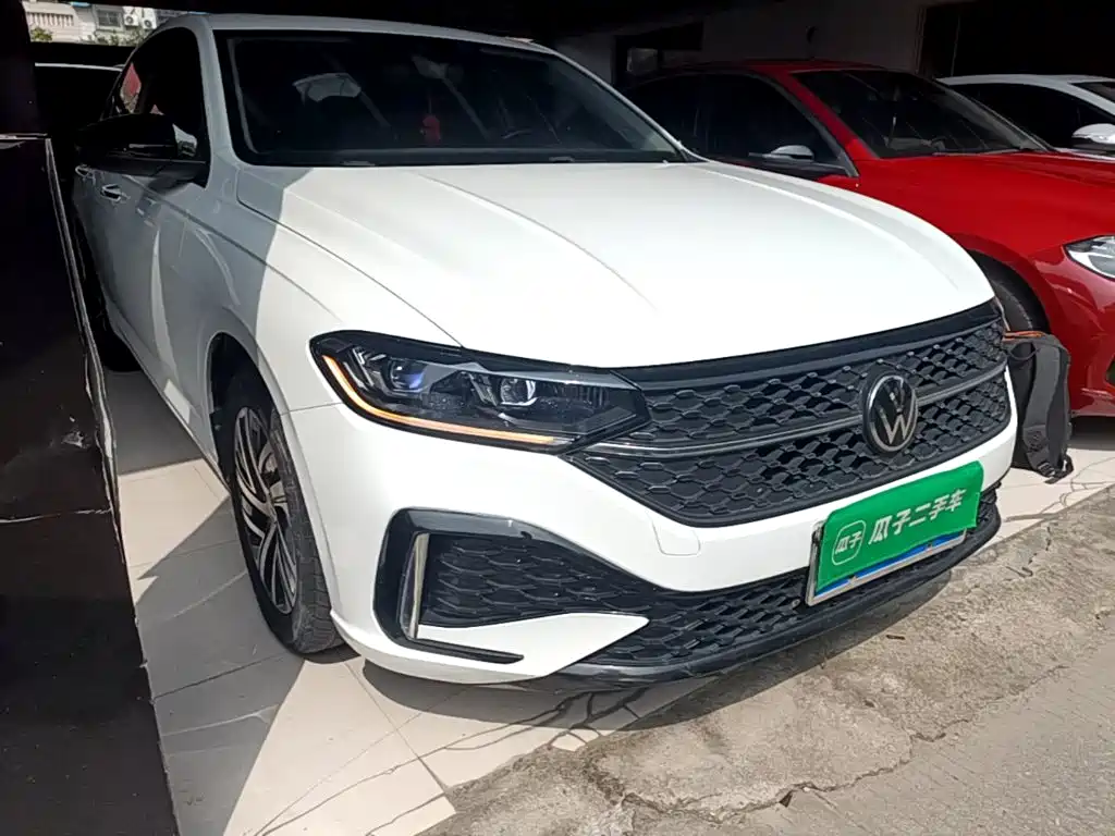 Volkswagen Lavida — миниатюра 4