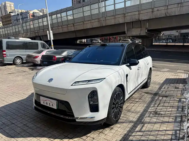 NIO NIO ES8 2026