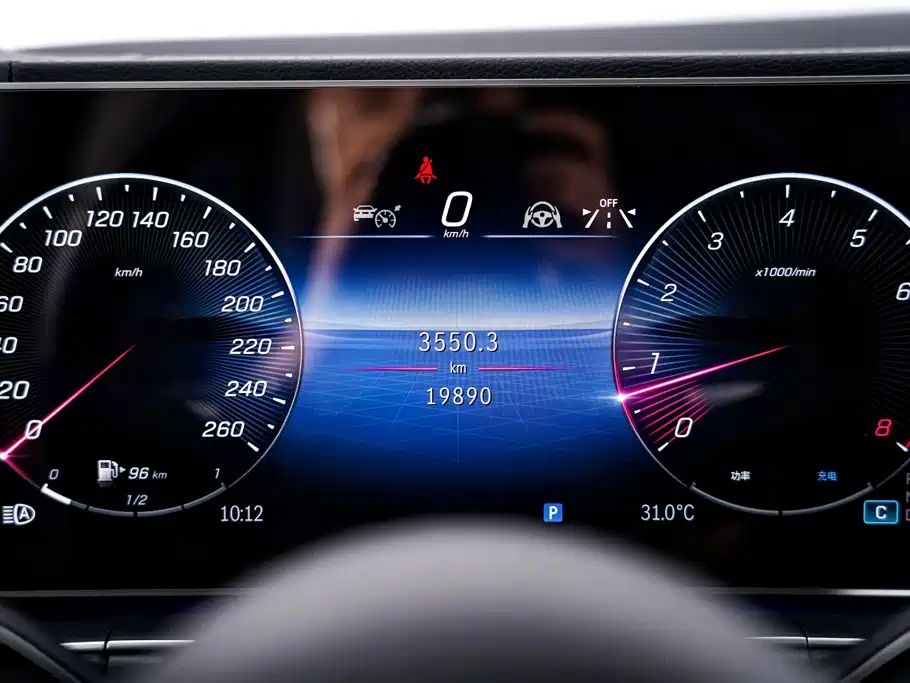 Mercedes-Benz GLE (Import) — миниатюра 16